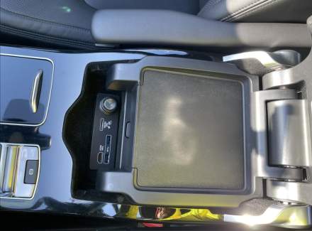 Land Rover - Range Rover