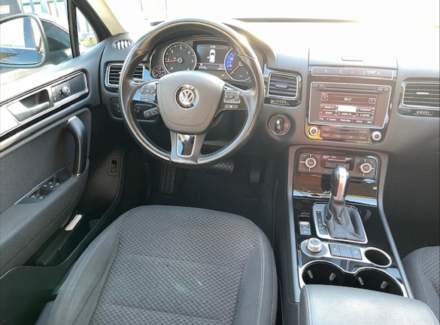 Volkswagen - Touareg