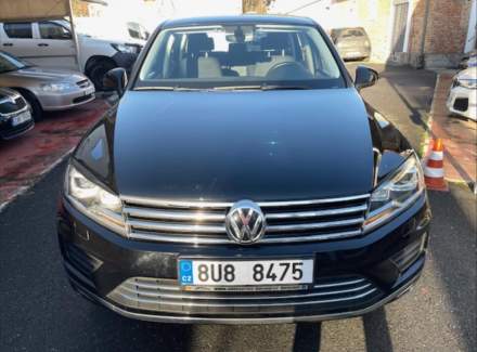 Volkswagen - Touareg