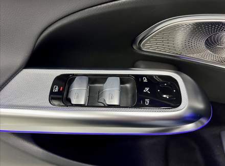 Mercedes-Benz - E-class