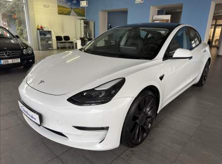 Tesla - Model 3