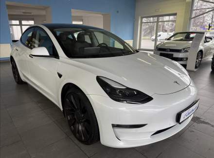 Tesla - Model 3