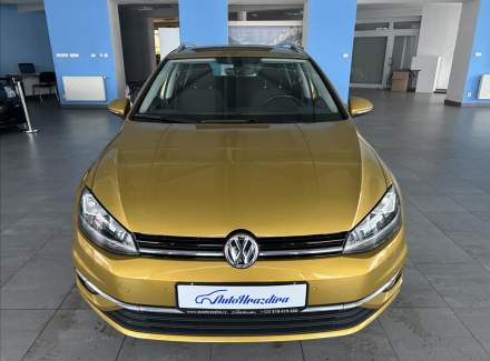 Volkswagen - Golf