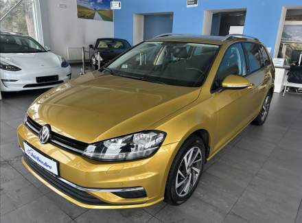 Volkswagen - Golf