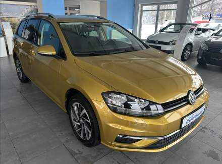 Volkswagen - Golf