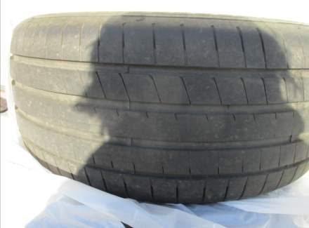 Mercedes-Benz - E-class