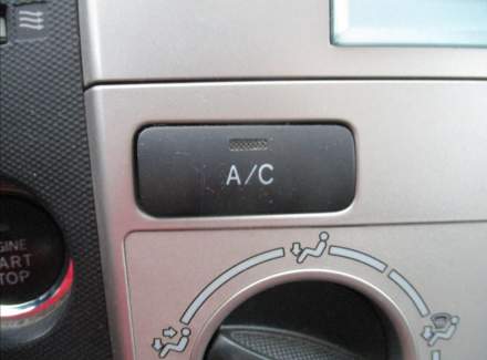 Toyota - Corolla Verso