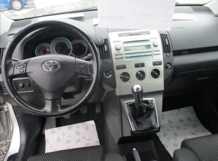 Toyota - Corolla Verso