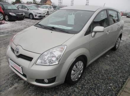 Toyota - Corolla Verso