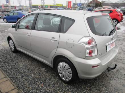 Toyota - Corolla Verso