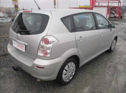 Toyota - Corolla Verso