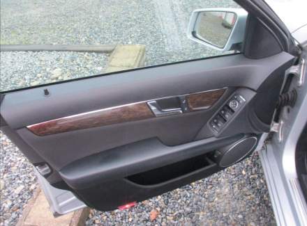 Mercedes-Benz - C-class