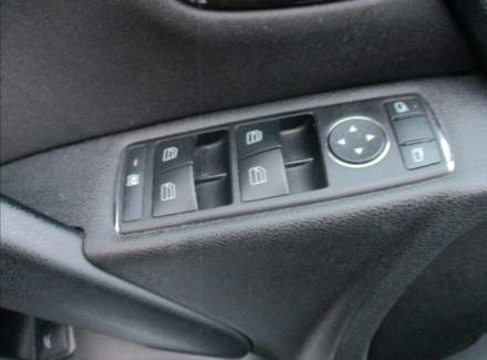 Mercedes-Benz - C-class