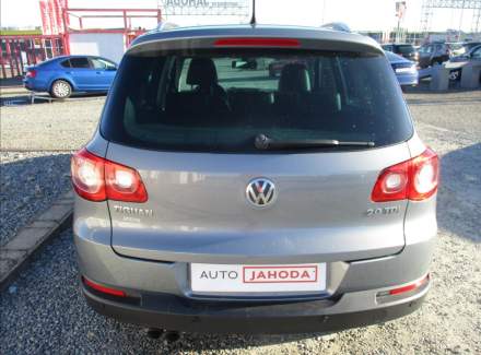 Volkswagen - Tiguan