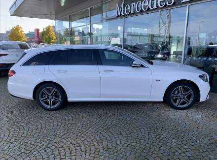 Mercedes-Benz - E-class