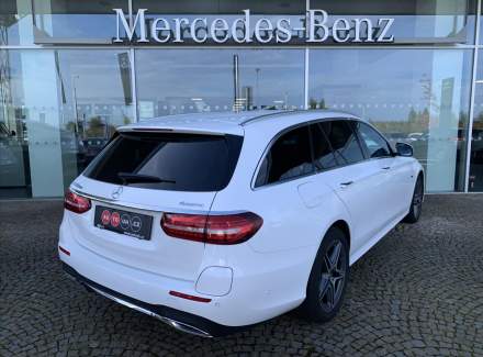 Mercedes-Benz - E-class