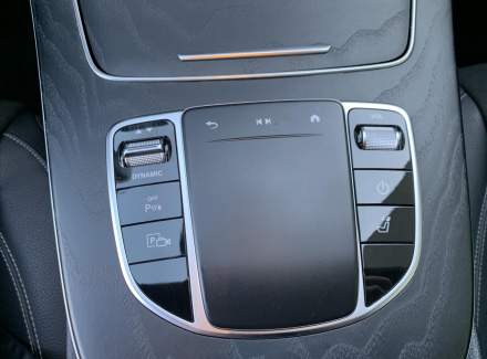 Mercedes-Benz - E-class