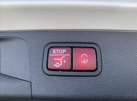 Mercedes-Benz - E-class