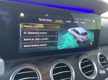 Mercedes-Benz - E-class