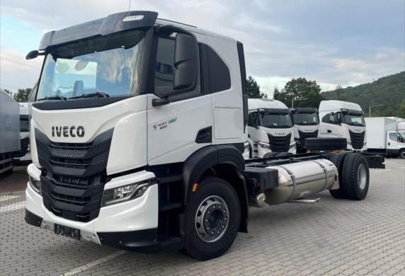 Iveco - S-WAY