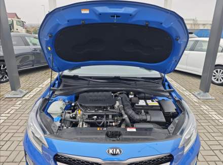 Kia - XCeed