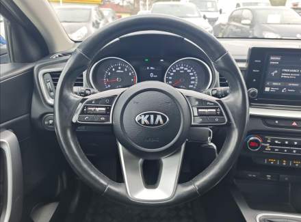 Kia - XCeed