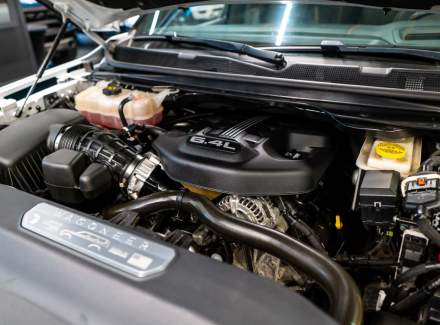 Jeep - Grand Wagoneer