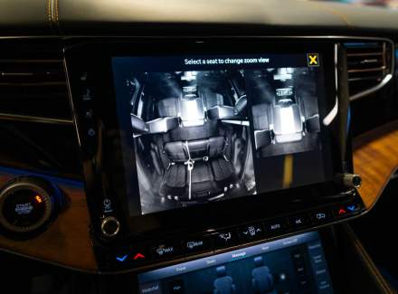 Jeep - Grand Wagoneer