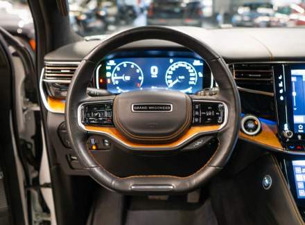 Jeep - Grand Wagoneer