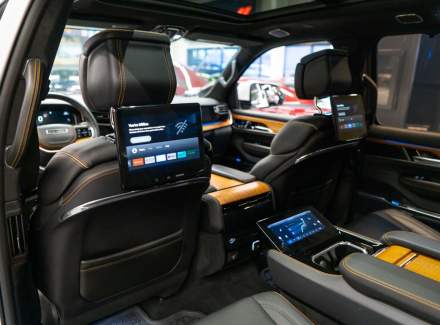 Jeep - Grand Wagoneer