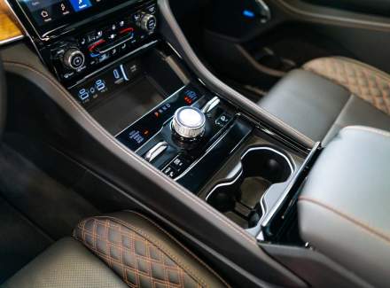 Jeep - Grand Cherokee