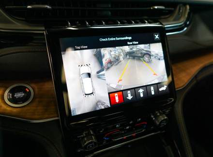 Jeep - Grand Cherokee