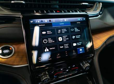 Jeep - Grand Cherokee