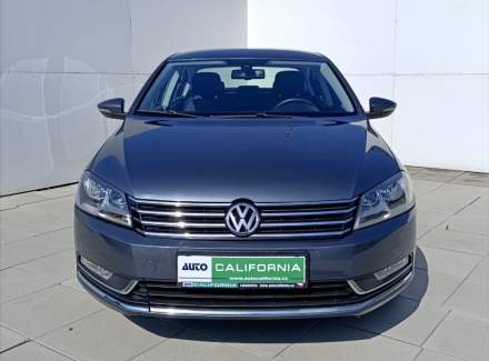 Volkswagen - Passat