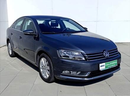 Volkswagen - Passat