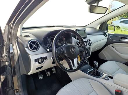 Mercedes-Benz - B-class