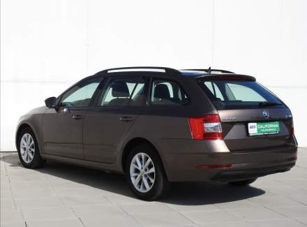 Škoda - Octavia