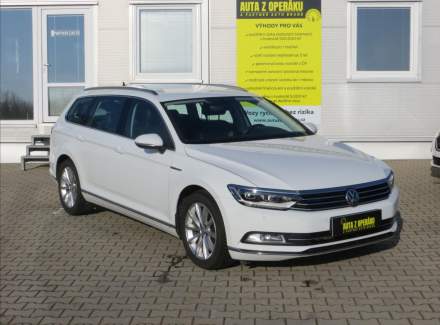 Volkswagen - Passat