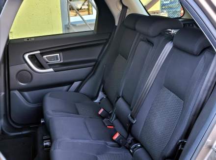 Land Rover - Discovery Sport