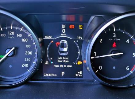 Land Rover - Discovery Sport