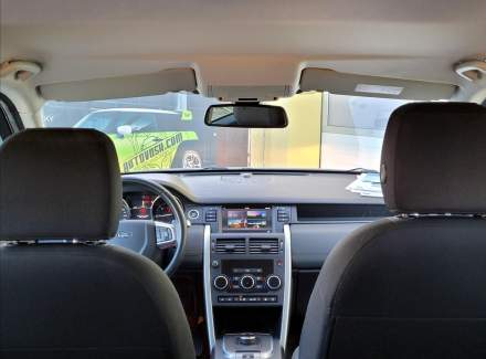 Land Rover - Discovery Sport