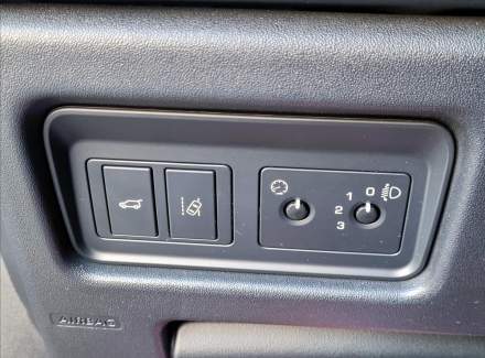 Land Rover - Discovery Sport