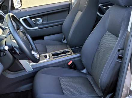 Land Rover - Discovery Sport