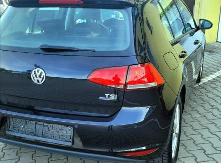 Volkswagen - Golf