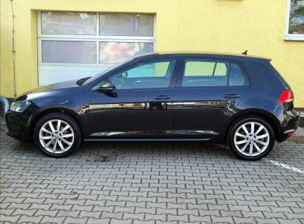 Volkswagen - Golf