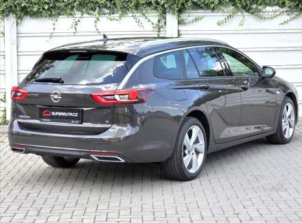 Opel - Insignia