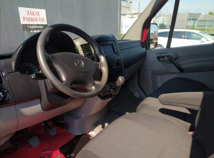 Mercedes-Benz - Sprinter