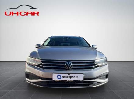 Volkswagen - Passat