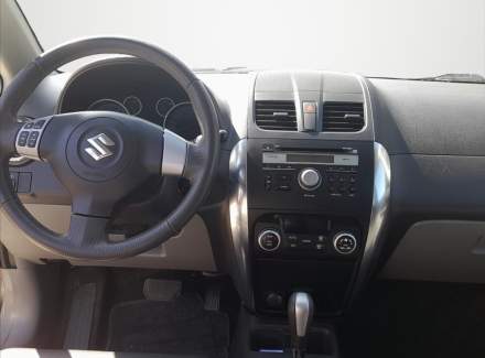 Suzuki - SX4