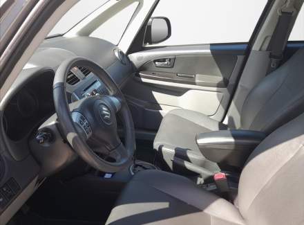 Suzuki - SX4